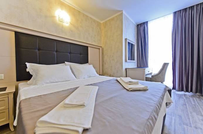 Imagen de la habitación del Hotel 19, Batumi. Foto 10