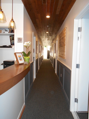 Imagen de los interiores del Hotel 1906 Mission. Foto 11