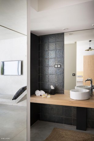 Imagen de la habitación del Hotel 19-21. Foto 7