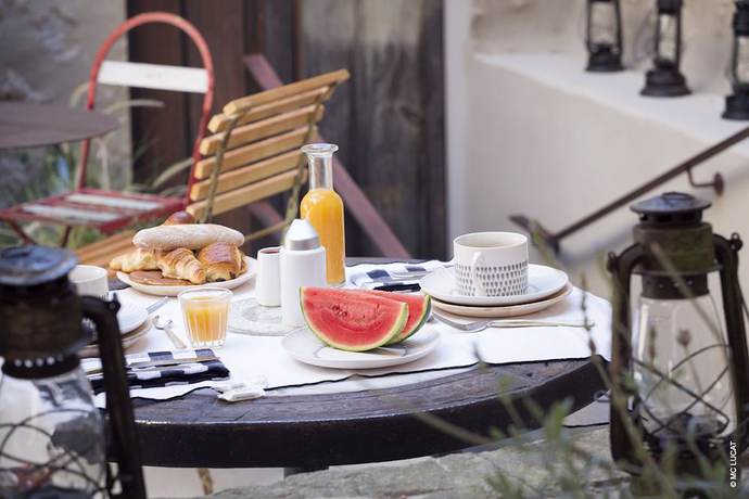 Imagen del bar/restaurante del Hotel 19-21. Foto 2