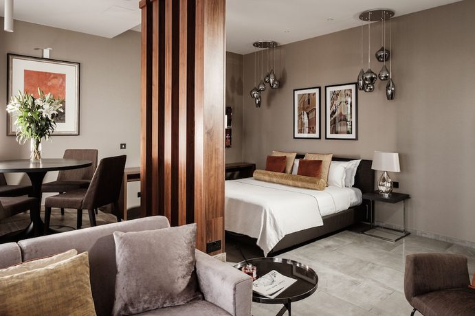 Imagen de la habitación del Hotel 1926 Le Parisot Boutique Suites. Foto 6