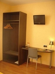 Imagen general del Hotel 1948 Manresa. Foto 9