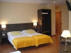 Imagen general del Hotel 1948 Manresa. Foto 10