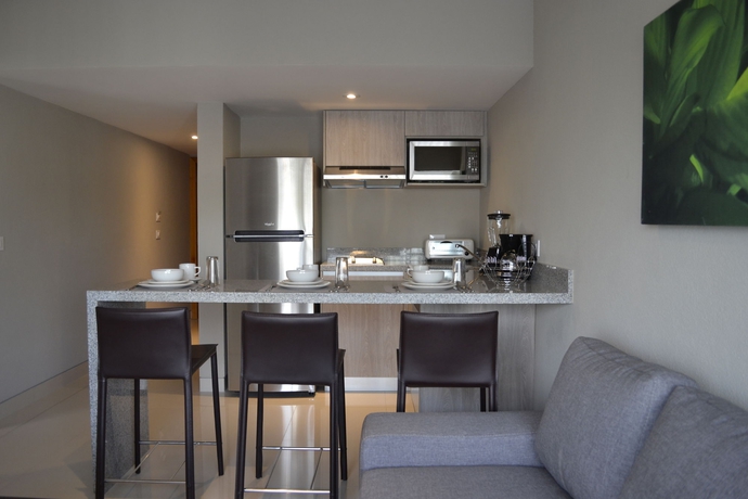 Imagen de la habitación del Hotel 1970 Guadalajara, Curio Collection By Hilton. Foto 7