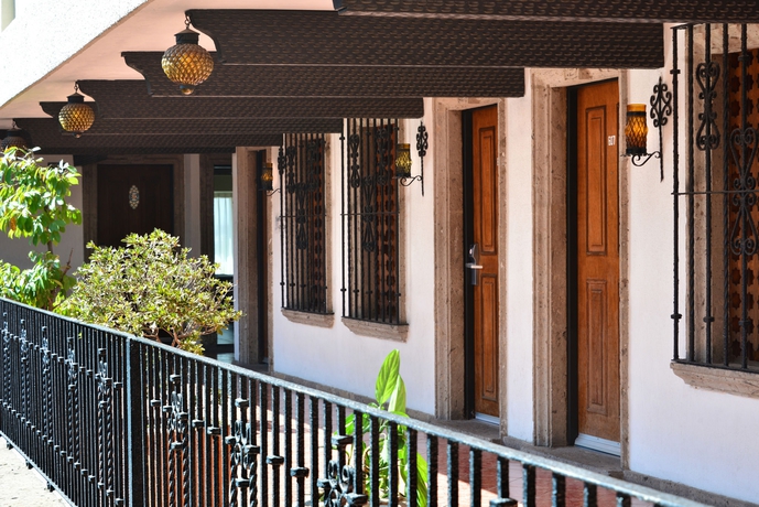 Imagen general del Hotel 1970 Guadalajara, Curio Collection By Hilton. Foto 3