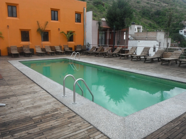 Imagen de la piscina del Hotel 1988 Guanajuato. Foto 19
