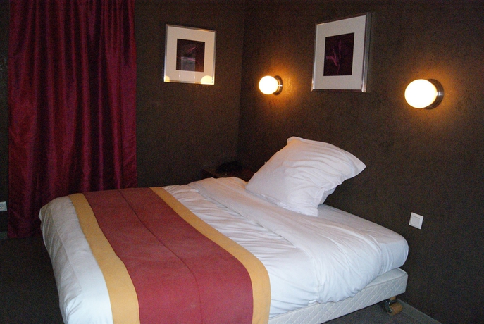 Imagen de la habitación del Hotel 1er Consul Rouen. Foto 12