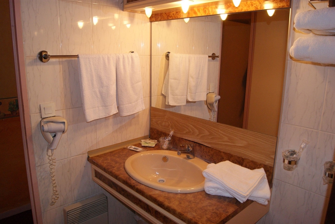 Imagen de la habitación del Hotel 1er Consul Rouen. Foto 14