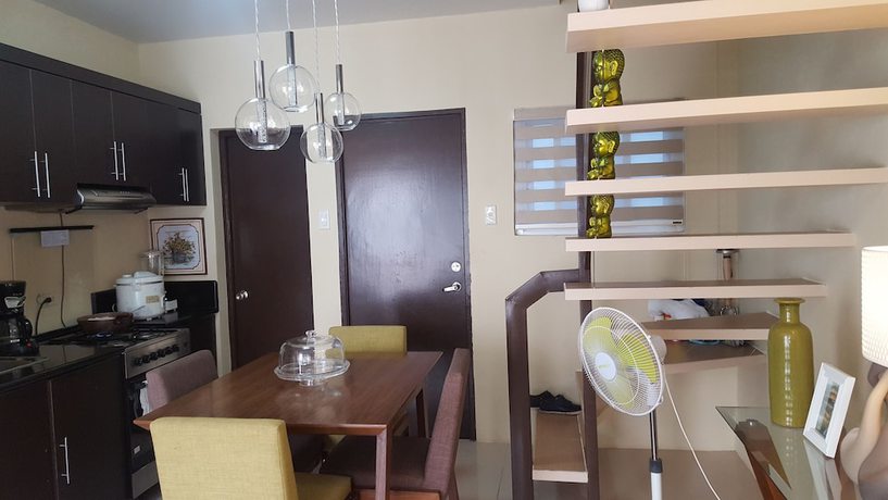 Imagen de la habitación del Hotel 2 Bedroom Villa by AP at Tagaytay Hampton Villa. Foto 8