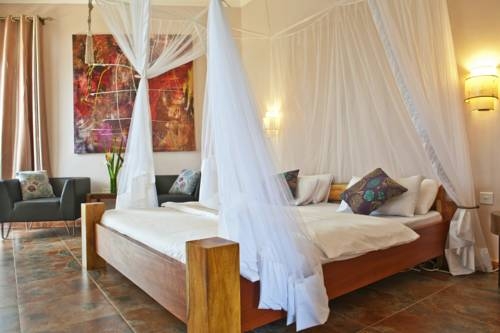 Imagen de la habitación del Hotel 2 Friends Entebbe Beach. Foto 4