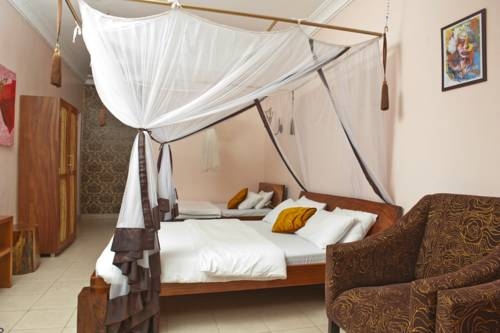 Imagen de la habitación del Hotel 2 Friends Entebbe Beach. Foto 8