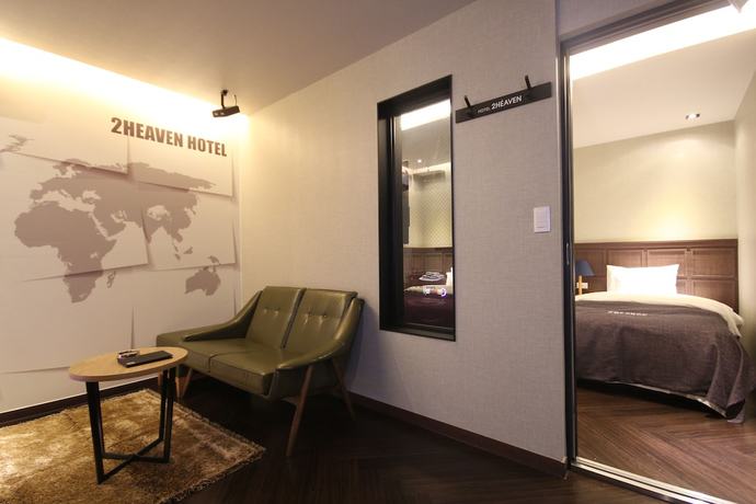 Imagen de la habitación del Hotel 2 Heaven. Foto 3