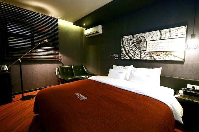 Imagen de la habitación del Hotel 2 Heaven. Foto 13