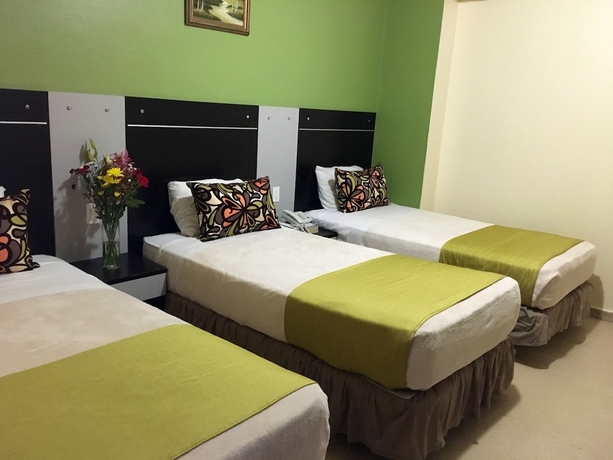 Imagen de la habitación del Hotel 2 Mares. Foto 11