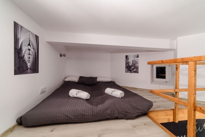 Imagen de la habitación del Hotel 2 Nights Apartments. Foto 2