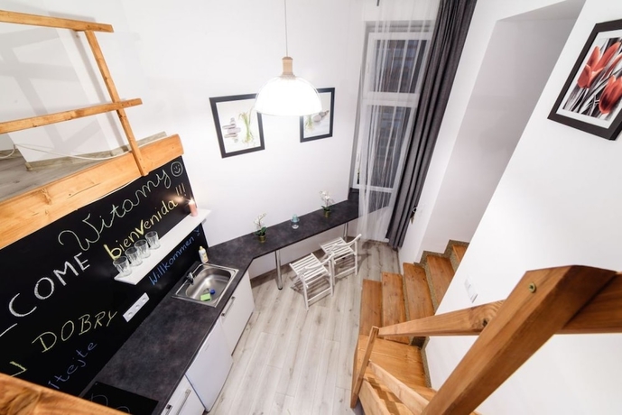 Imagen de la habitación del Hotel 2 Nights Apartments. Foto 3