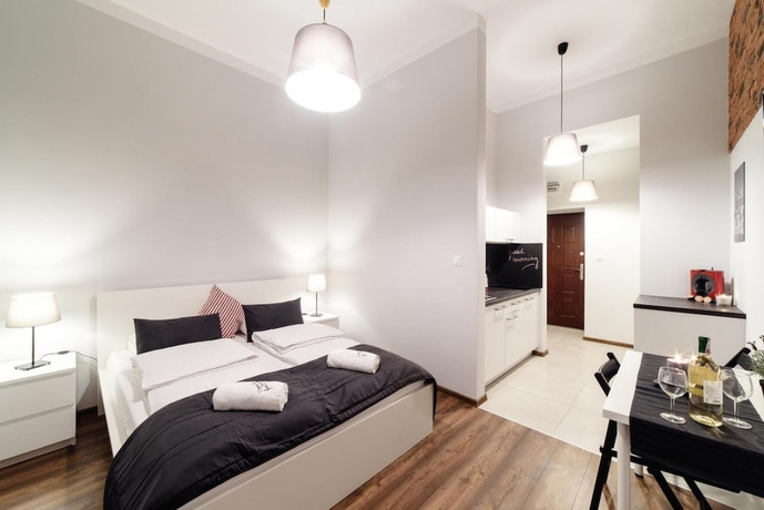 Imagen de la habitación del Hotel 2 Nights Apartments. Foto 14