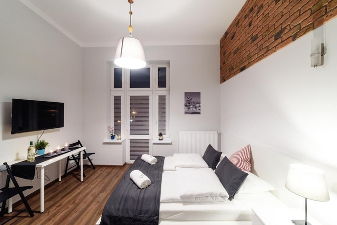 Imagen de la habitación del Hotel 2 Nights Apartments. Foto 15