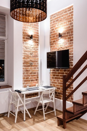 Imagen de la habitación del Hotel 2 Nights Apartments. Foto 16