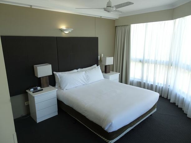 Imagen general del Hotel 2 and 3 Bedroom Apartments Within Crown Towers. Foto 13