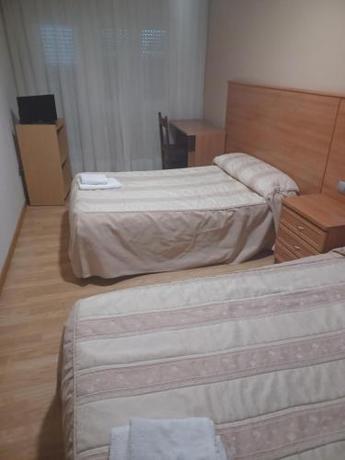 Imagen de la habitación del Hotel 2 de mayo 2. Foto 19
