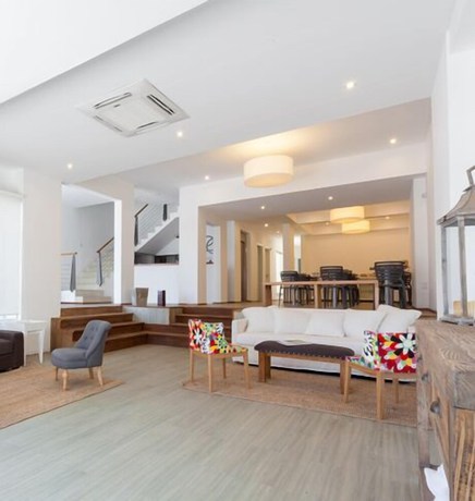 Imagen de los interiores del Hotel 20. Foto 18
