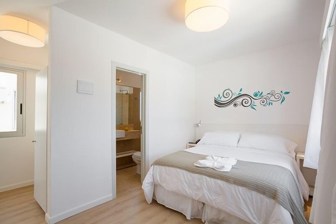 Imagen de la habitación del Hotel 20. Foto 10