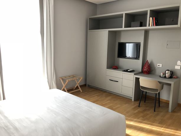 Imagen de la habitación del Hotel 200 Rooms and Terrace. Foto 4