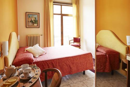 Imagen de la habitación del Hotel 2000, Gravedona. Foto 7