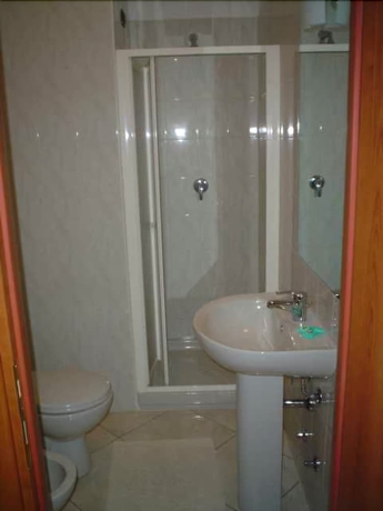 Imagen de la habitación del Hotel 2000, Milán. Foto 8