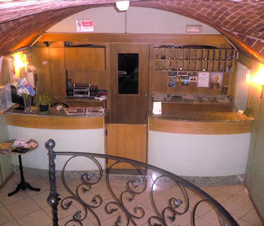 Imagen de los interiores del Hotel 2000, Milán. Foto 12