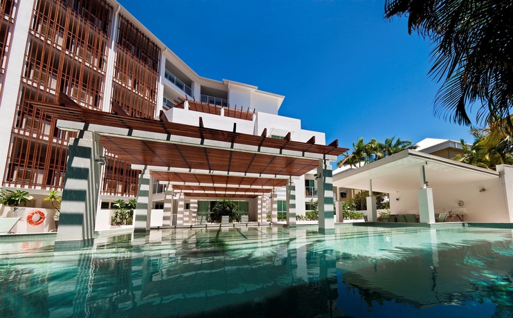 Imagen de la piscina del Hotel 201 Lake Street Apartments. Foto 12