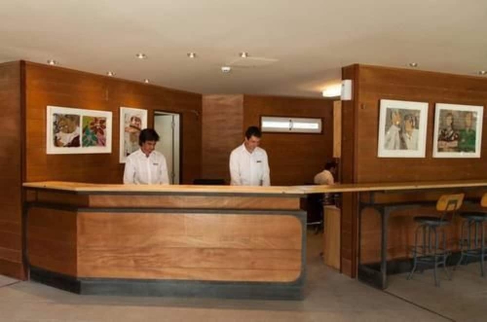 Imagen de los interiores del Hotel 2122 Art Design. Foto 19