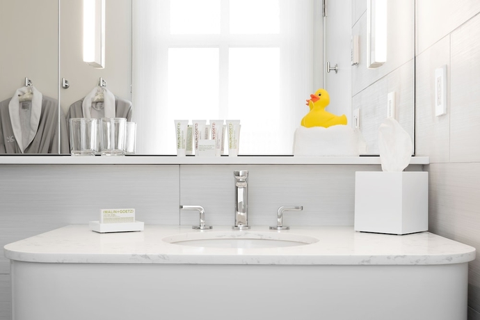 Imagen de la habitación del Hotel 21c Museum Lexington. Foto 17