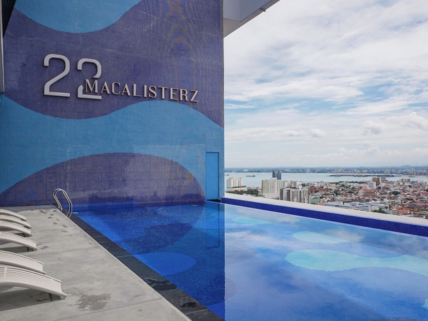 Imagen de la piscina del Hotel 22 Macalisterz by Mana Mana. Foto 16