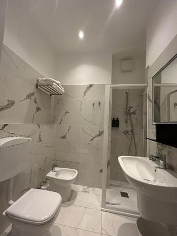 Imagen de la habitación del Hotel 22 Marzo. Foto 4