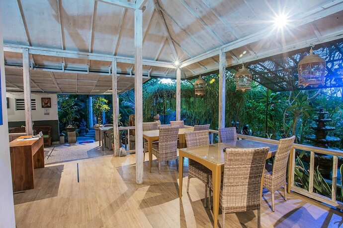 Imagen general del Hotel 221 Garden Cottages. Foto 17