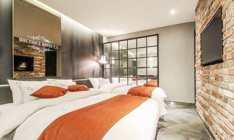 Imagen de la habitación del Hotel 2.4. Foto 21