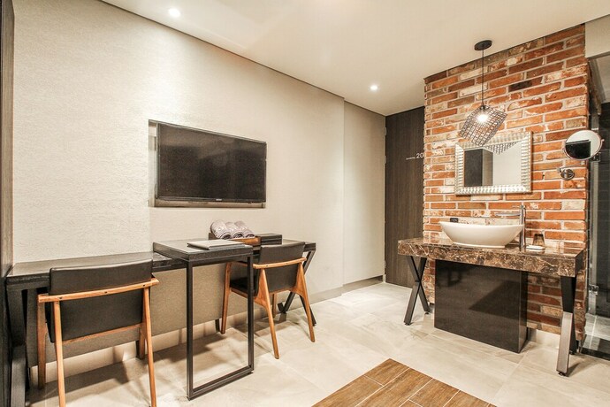 Imagen de la habitación del Hotel 2.4. Foto 22