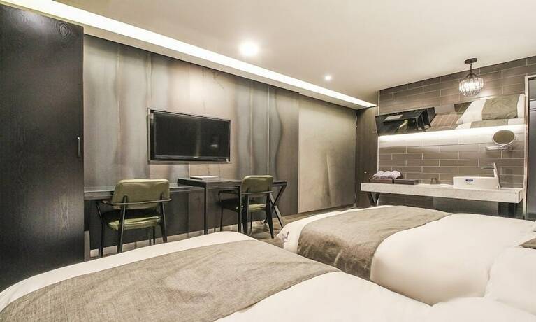 Imagen de la habitación del Hotel 2.4. Foto 30