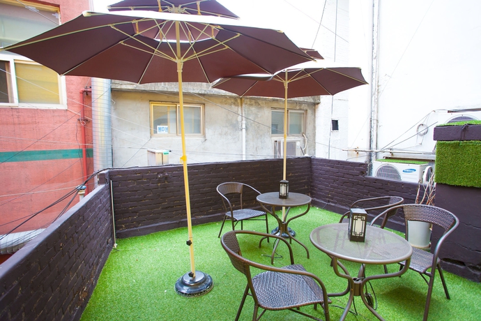 Imagen de los exteriores del Hotel 24 Guesthouse Jongno Tower. Foto 6