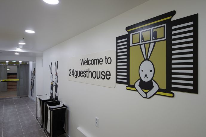 Imagen de los interiores del Hotel 24 Guesthouse Myeongdong Town. Foto 18
