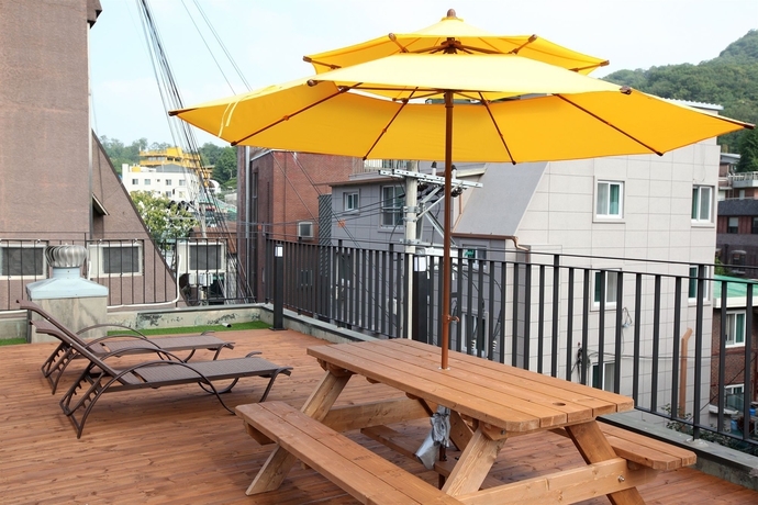 Imagen de los exteriores del Hotel 24 Guesthouse Namsan. Foto 11