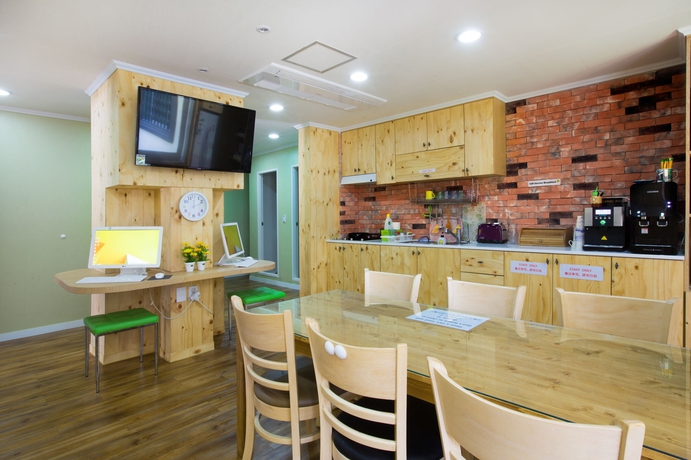 Imagen de los interiores del Hotel 24 Guesthouse Namsan Garden. Foto 14