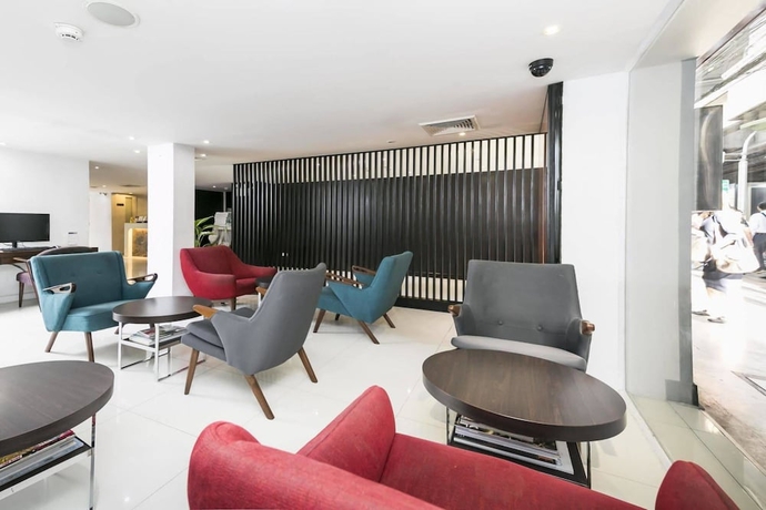 Imagen de los interiores del Hotel 24 Inn. Foto 10