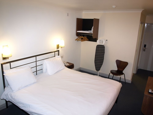 Imagen de la habitación del Hotel 247. Foto 9