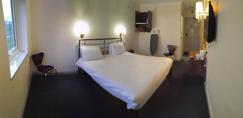 Imagen de la habitación del Hotel 247. Foto 16