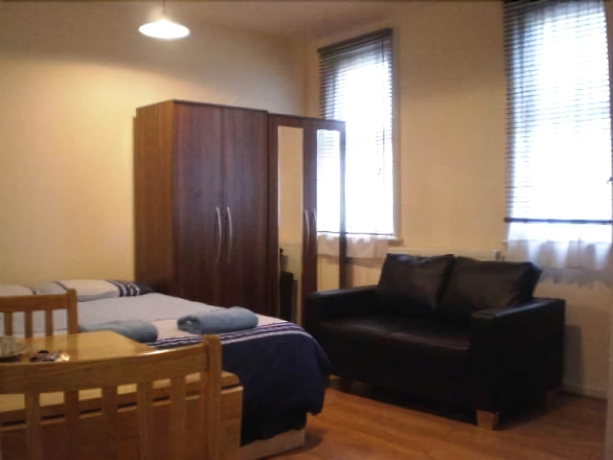 Imagen de la habitación del Hotel 247 London Studios. Foto 15