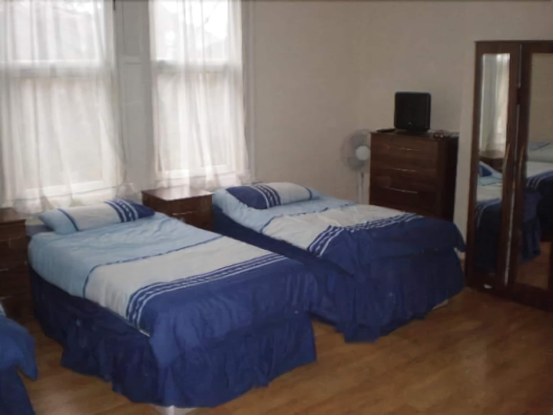 Imagen de la habitación del Hotel 247 London Studios. Foto 17