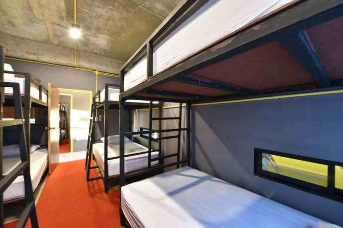Imagen de la habitación del Hotel 248 Street Hostel. Foto 3